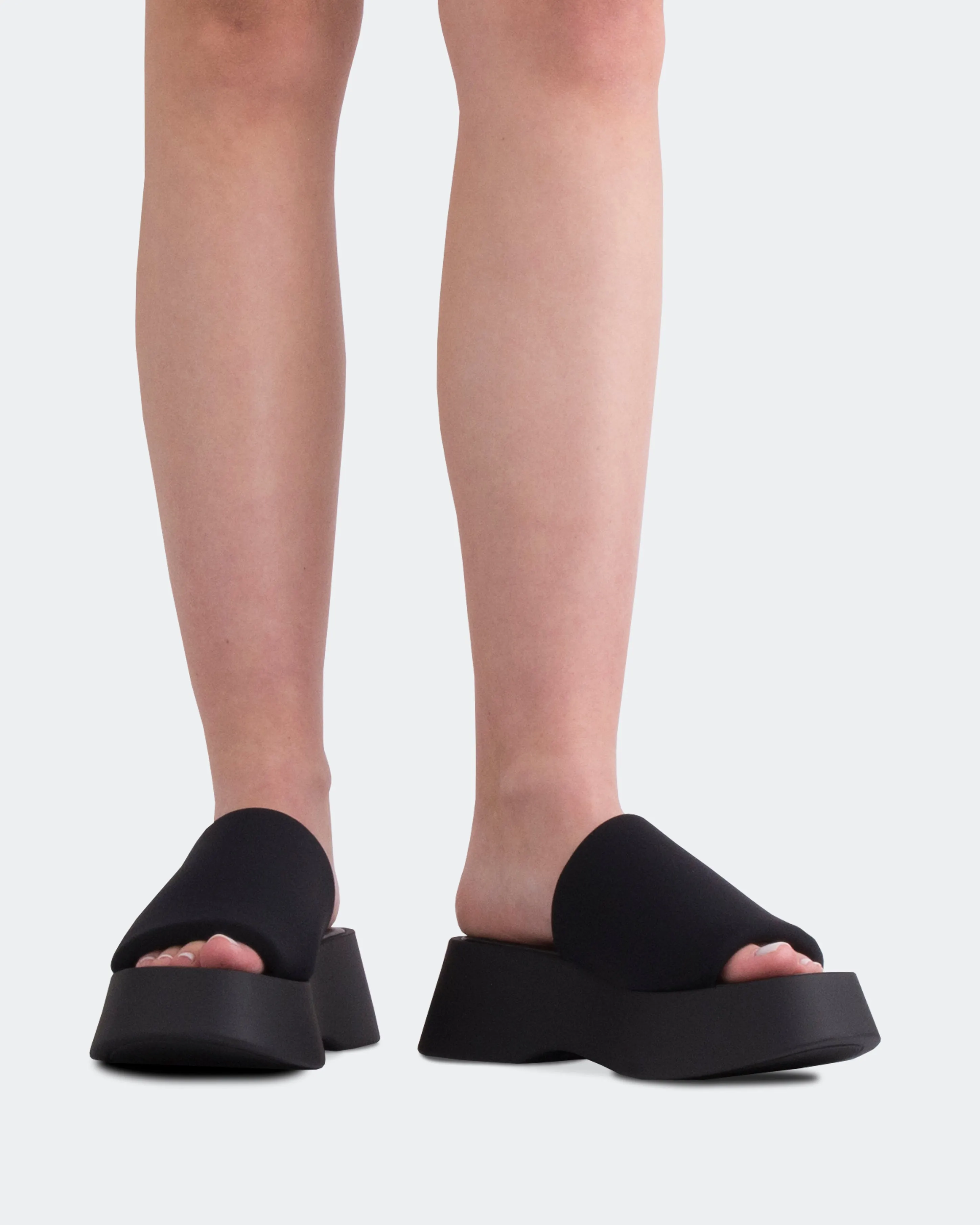 Liu Black Lycra sold by L'Intervalle product image thumbnail 2