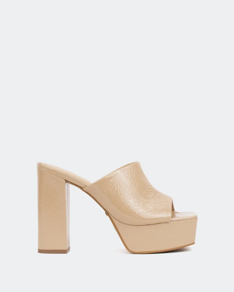 Leva Almond Naplack sold by L'Intervalle