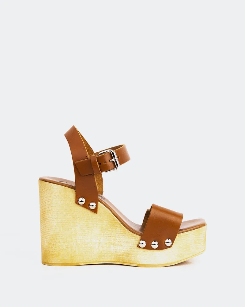 Heloise Tan Leather sold by L'Intervalle