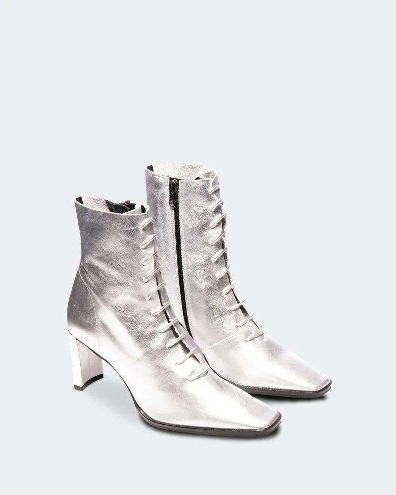 Steinway Silver Metallic sold by L'Intervalle product image thumbnail 2