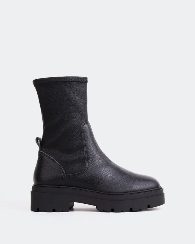 Sassari Black Stretch sold by L'Intervalle