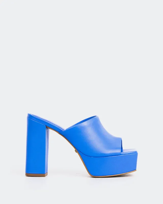Leva Blue Leather sold by L'Intervalle