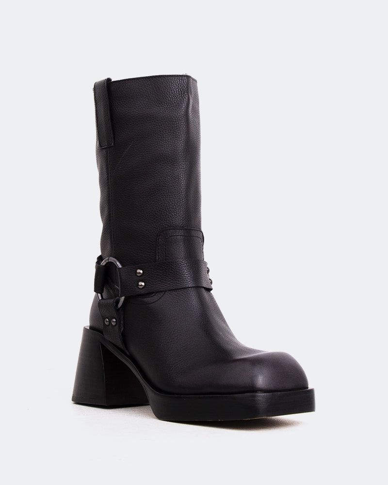 Stade Black Leather sold by L'Intervalle product image thumbnail 2