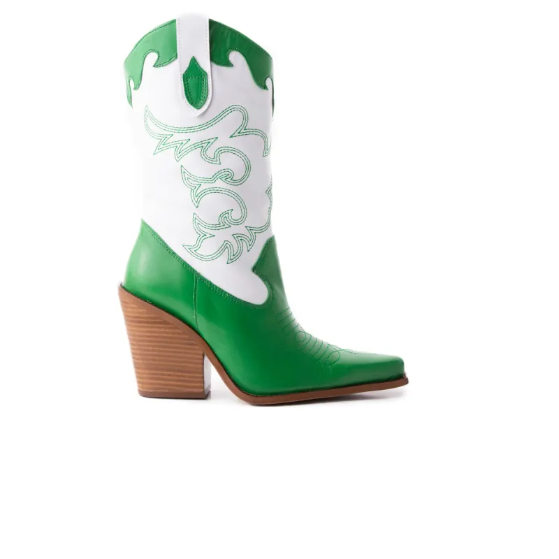 Cavalia Green White Leather sold by L'Intervalle