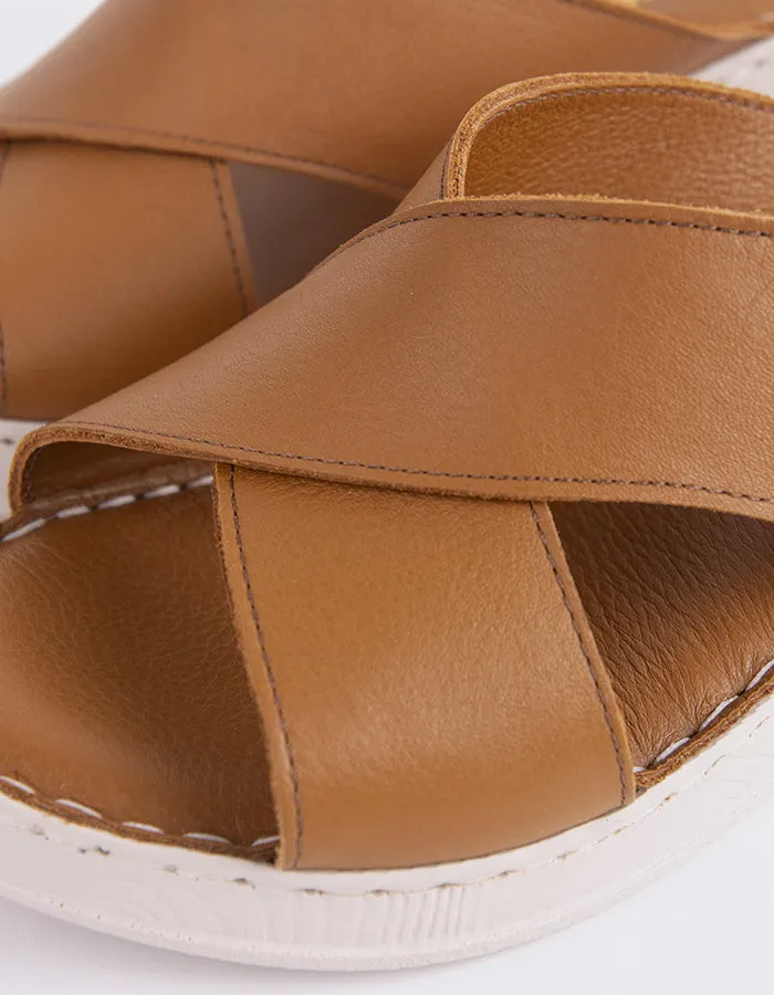 Govina Tan Leather sold by L'Intervalle product image thumbnail 4