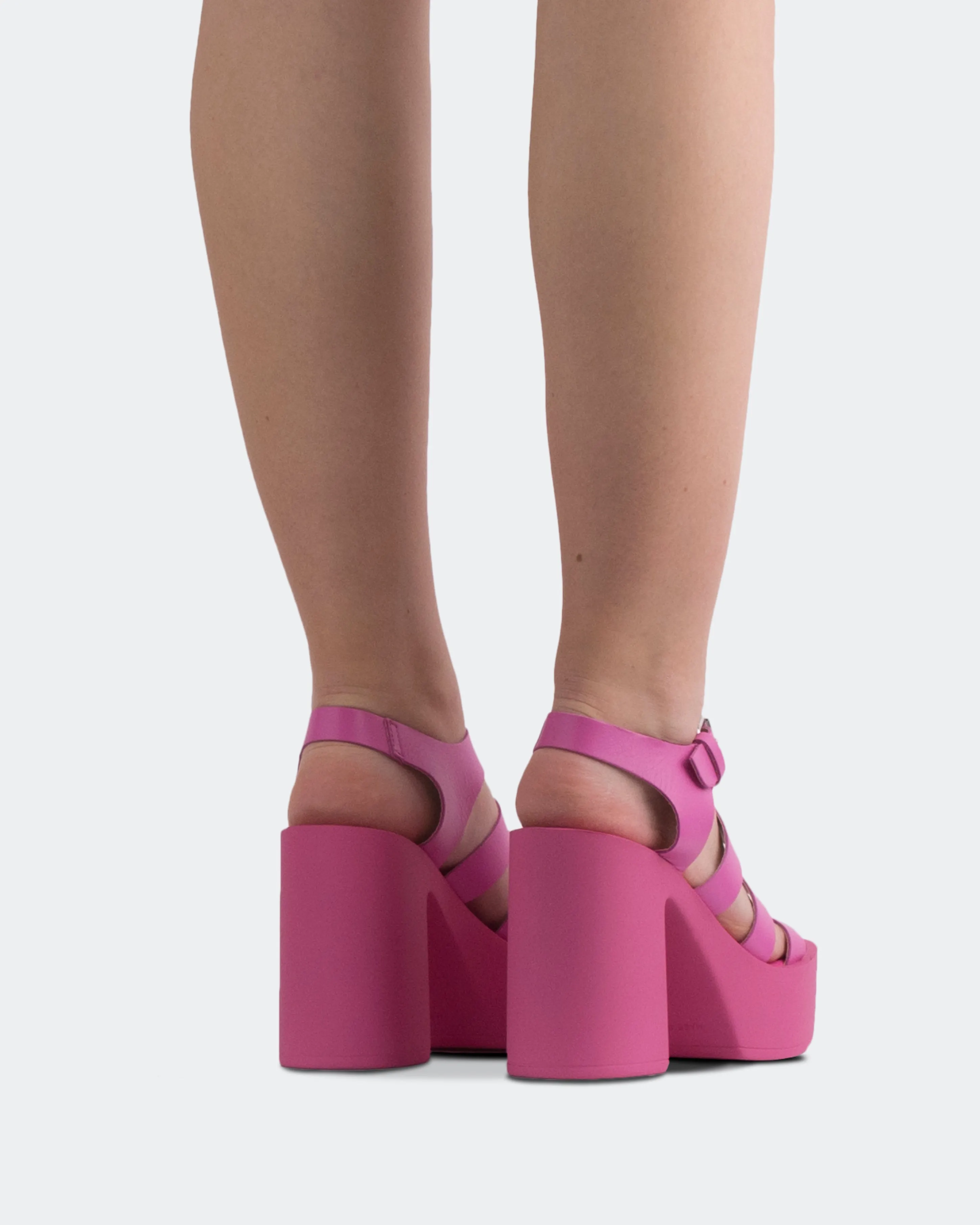 Loup Fucshia Leather sold by L'Intervalle product image thumbnail 4