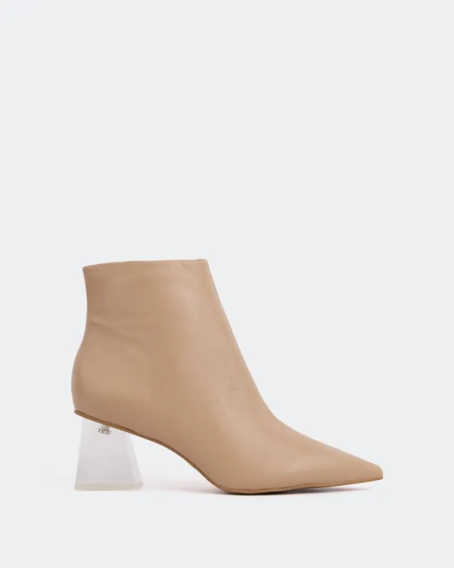 Rohi Camel Leather sold by L'Intervalle