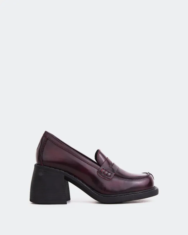 Beckam Burgundy sold by L'Intervalle