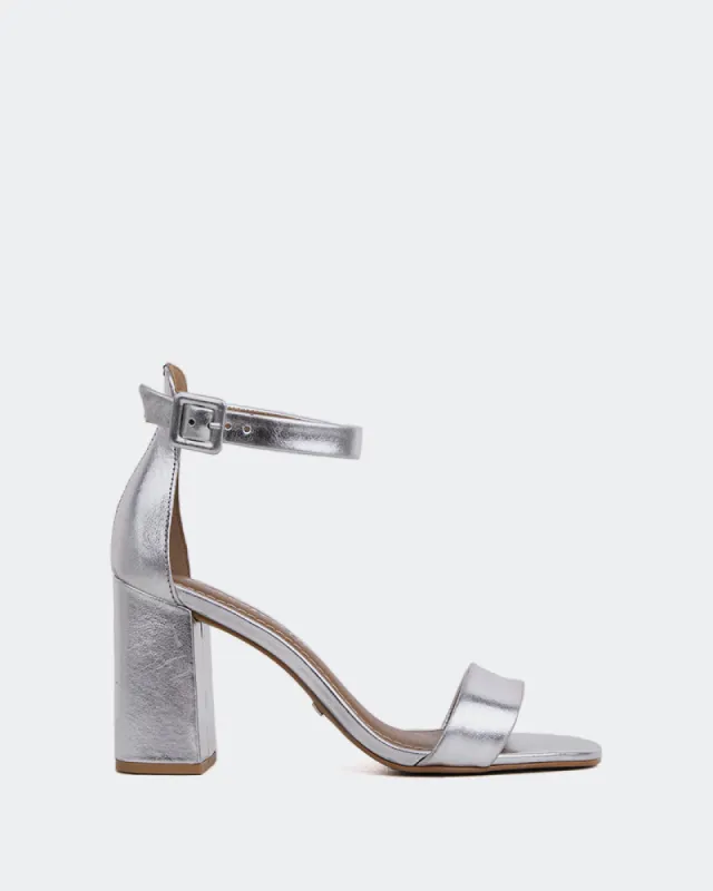 Dolcetto Silver Metal sold by L'Intervalle