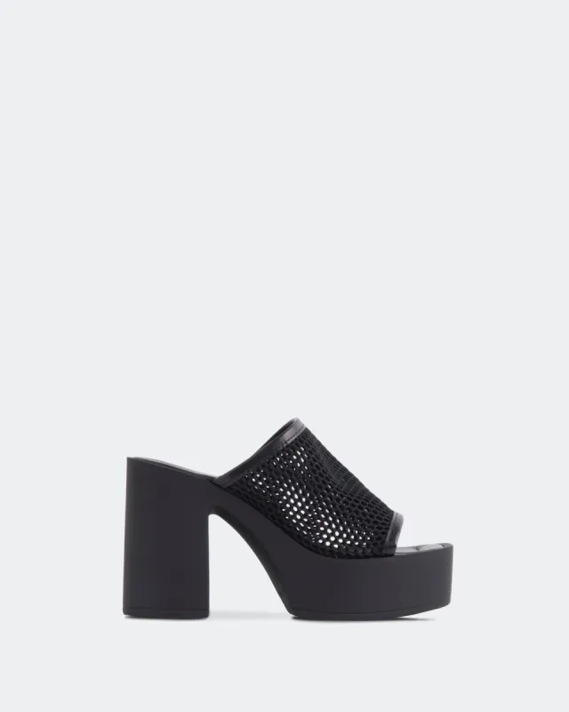 Genuine Black Crochet sold by L'Intervalle