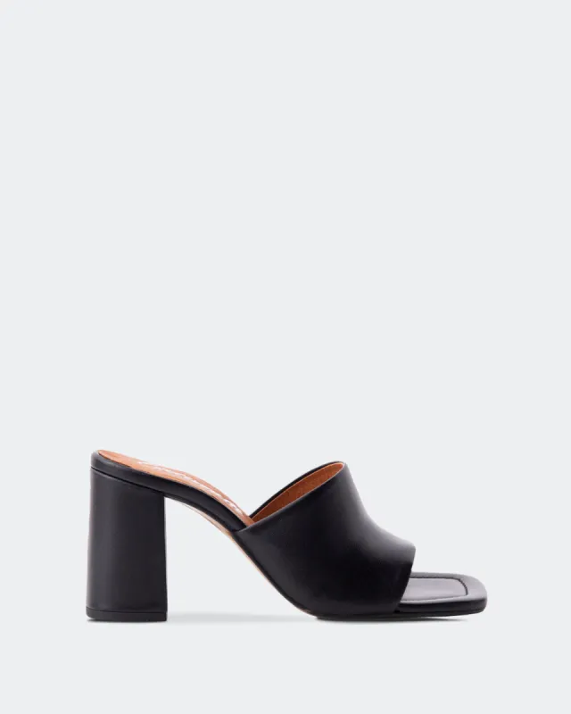 Aliados Black Leather sold by L'Intervalle