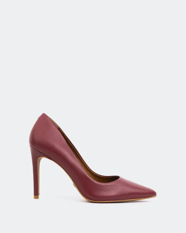 Love Burgundy sold by L'Intervalle