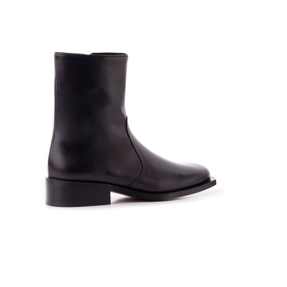 Fargo Black Leather sold by L'Intervalle product image thumbnail 3
