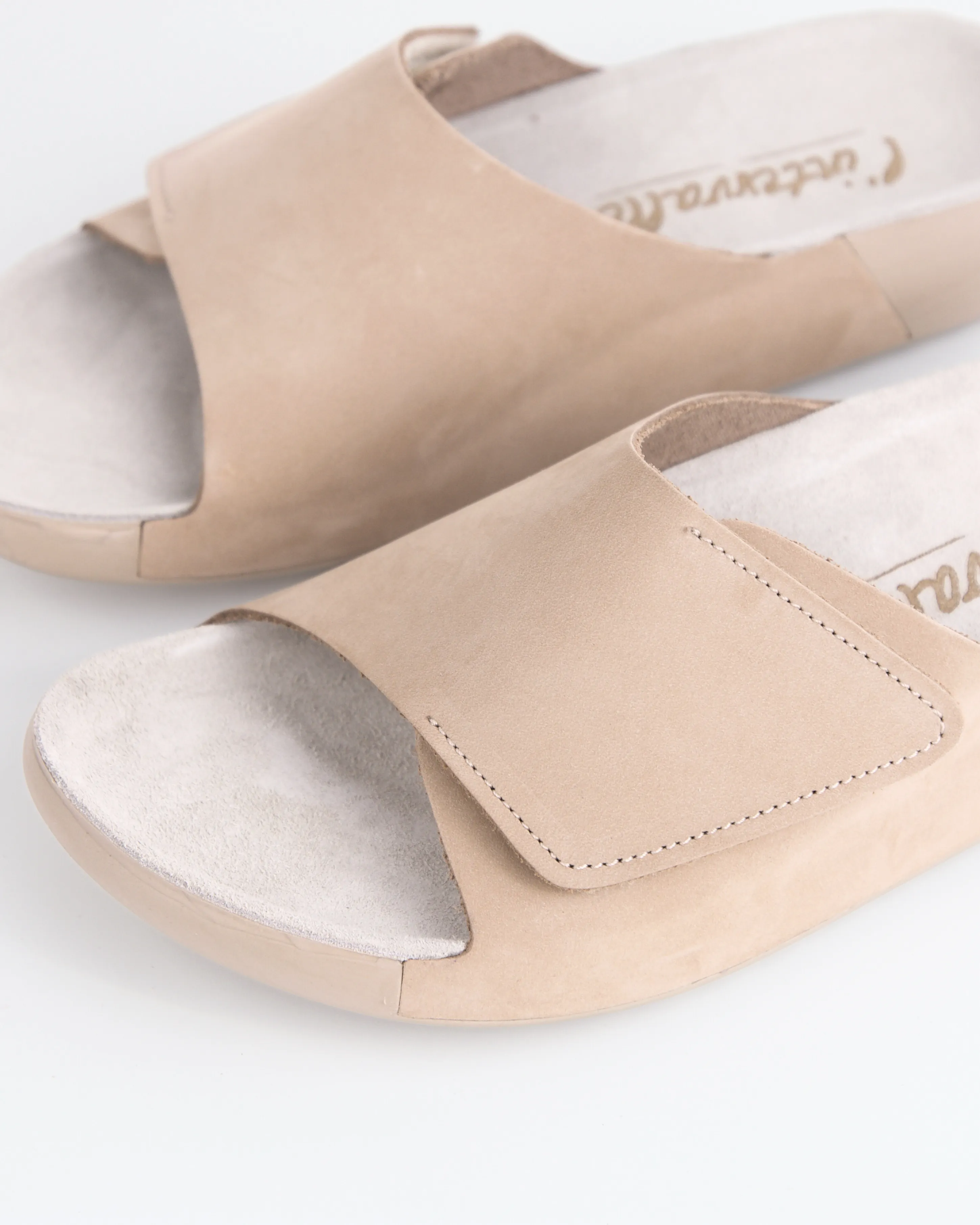 Andalusia Taupe Nubuck sold by L'Intervalle product image thumbnail 2