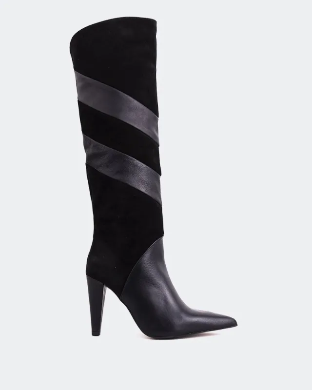 Escalier Black Leather sold by L'Intervalle