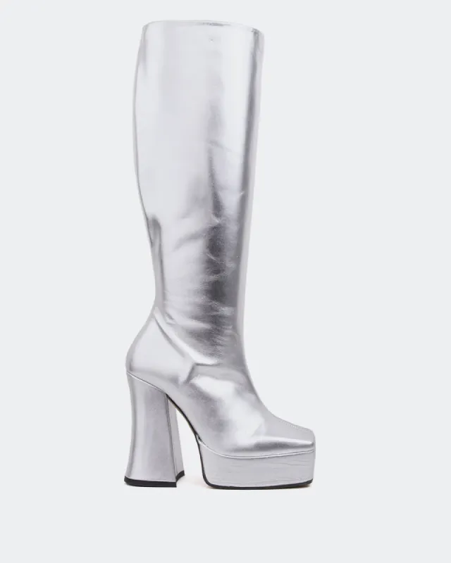 Mercural Silver Leather sold by L'Intervalle