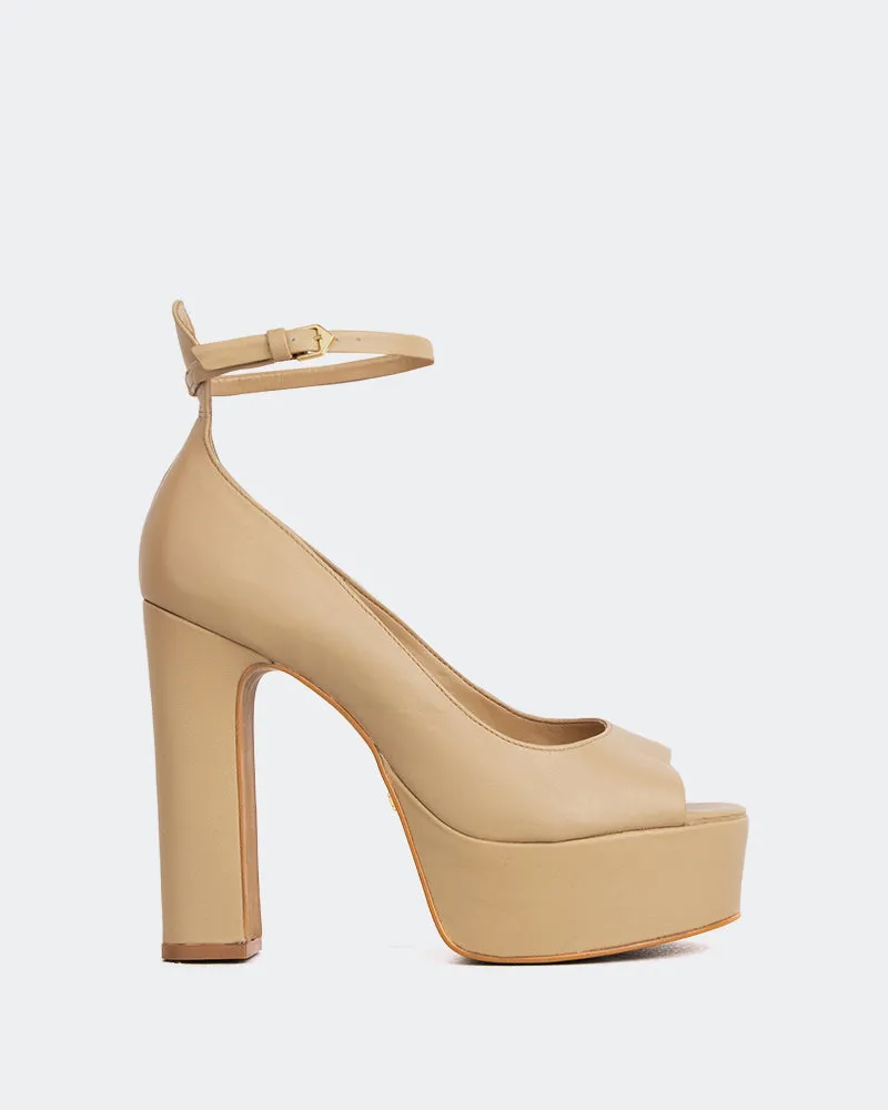 Ornos Camel Leather sold by L'Intervalle