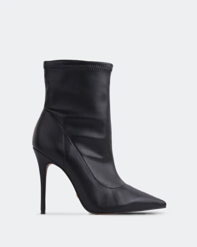 Aya Black Stretch sold by L'Intervalle