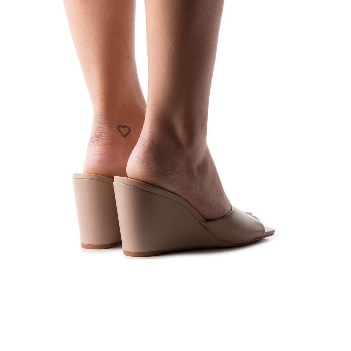 Toscana Taupe Leather sold by L'Intervalle product image thumbnail 3