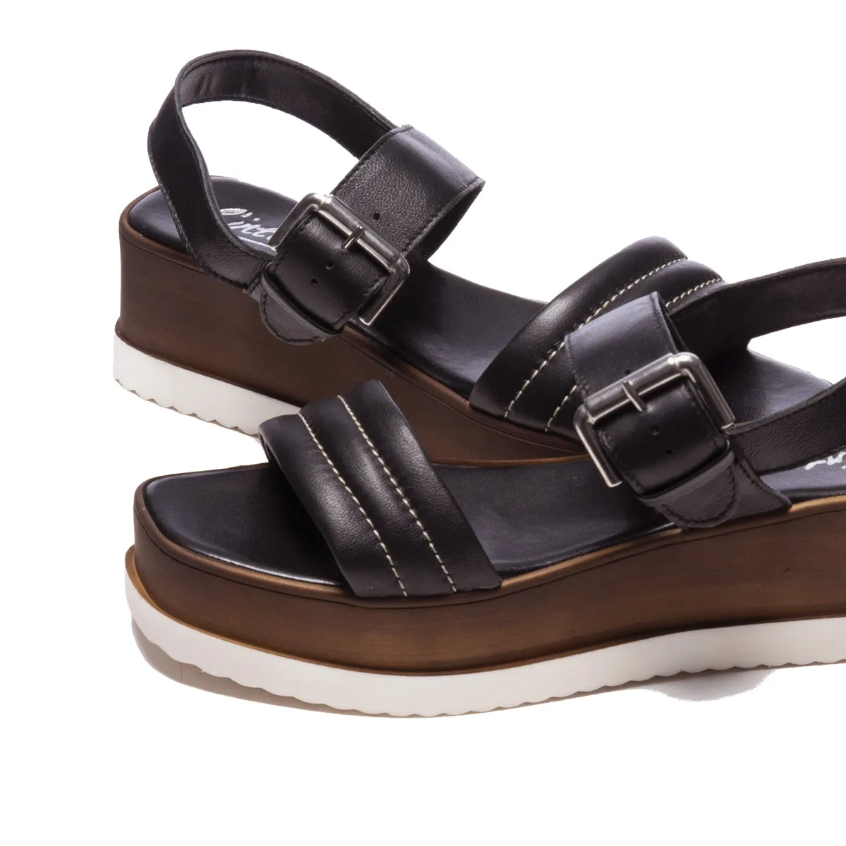 Como Black Leather sold by L'Intervalle product image thumbnail 4