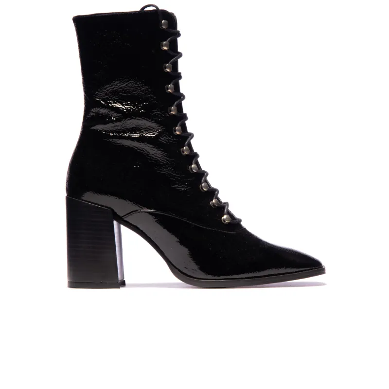 Malmo Black Naplack sold by L'Intervalle