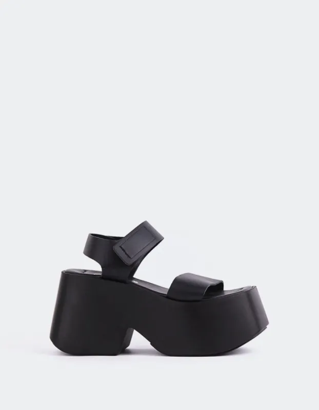 Gentil Black Leather sold by L'Intervalle