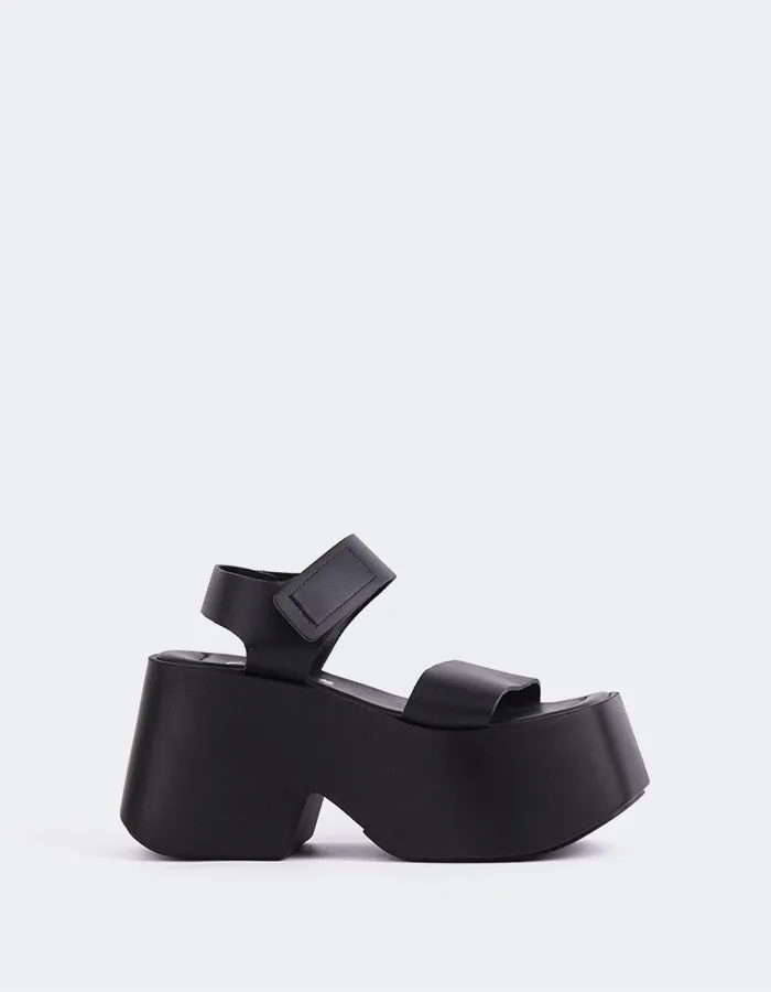 Gentil Black Leather sold by L'Intervalle