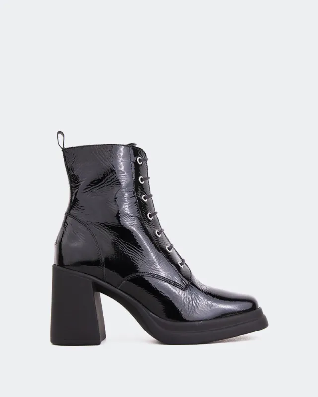 Citorio Black Naplack sold by L'Intervalle