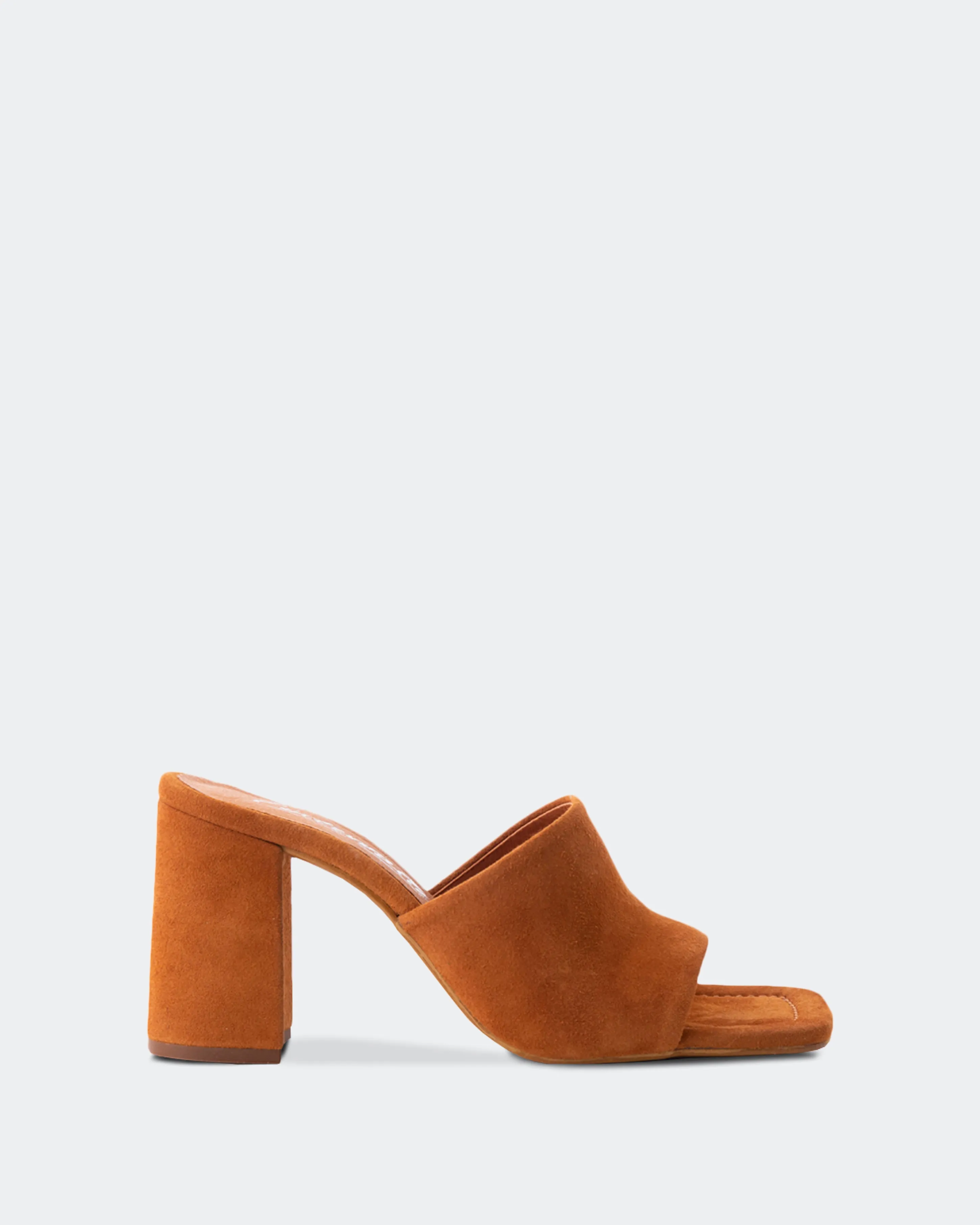 Aliados Tan Suede sold by L'Intervalle