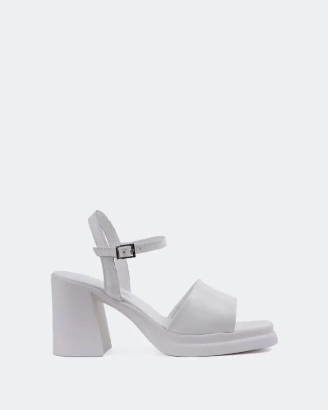 Udine White Naplack sold by L'Intervalle