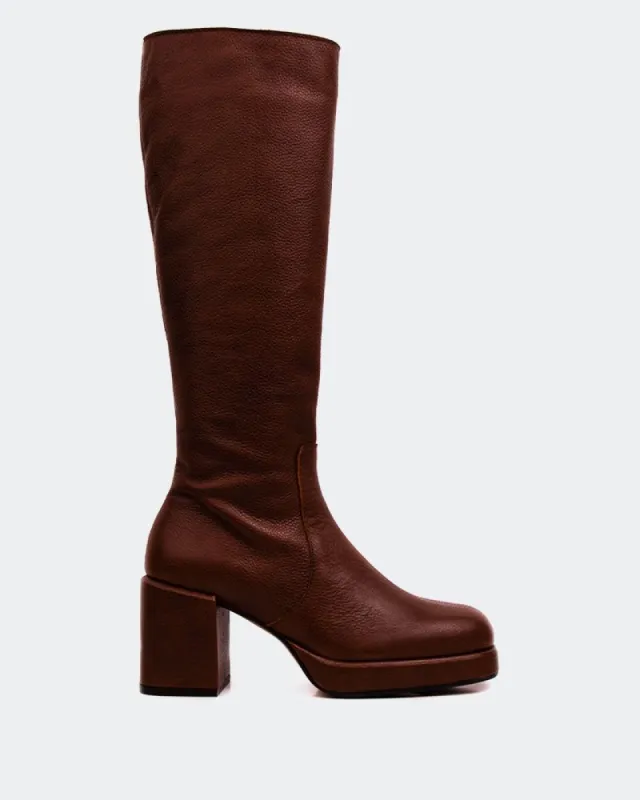 Briggs Tan Leather sold by L'Intervalle