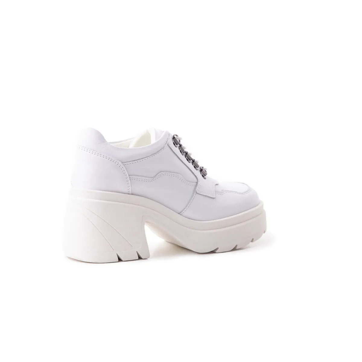 Rowdy White Leather sold by L'Intervalle product image thumbnail 3