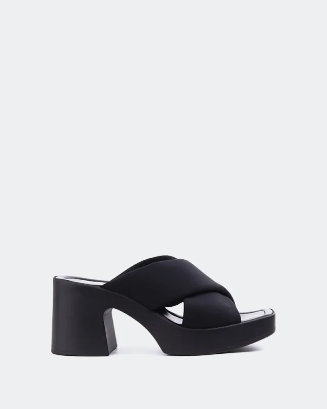 Barletta Black Lycra sold by L'Intervalle