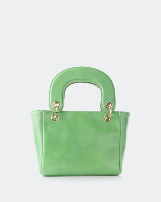 Port Green Leather sold by L'Intervalle