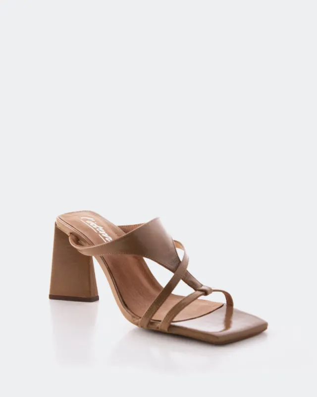 Glorieta Camel Leather sold by L'Intervalle