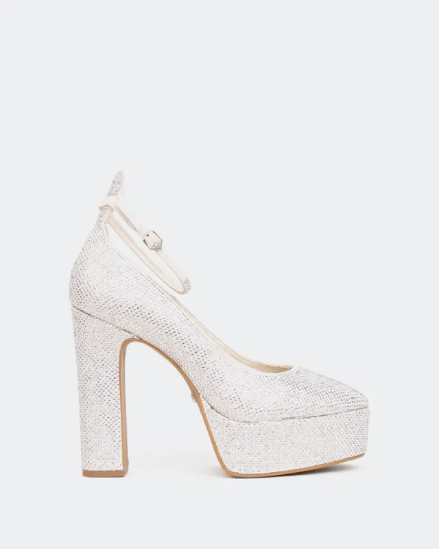 Jayne, Off White Suede/Suède Blanc cassé sold by L'Intervalle