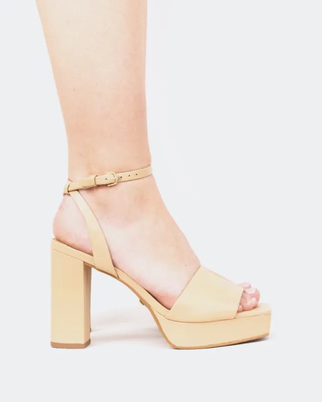 Caicos, Camel Leather/Cuir Chameau sold by L'Intervalle