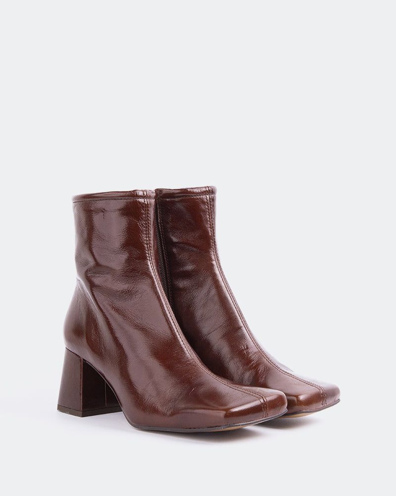 Almeria Chestnut Leather sold by L'Intervalle product image thumbnail 2