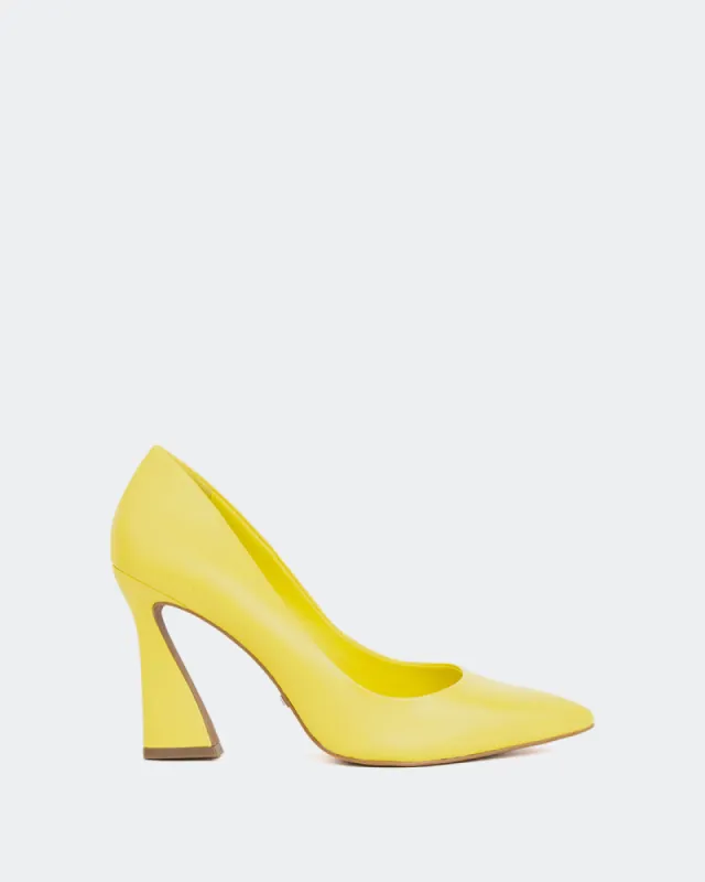 Amanda Yellow Leather sold by L'Intervalle