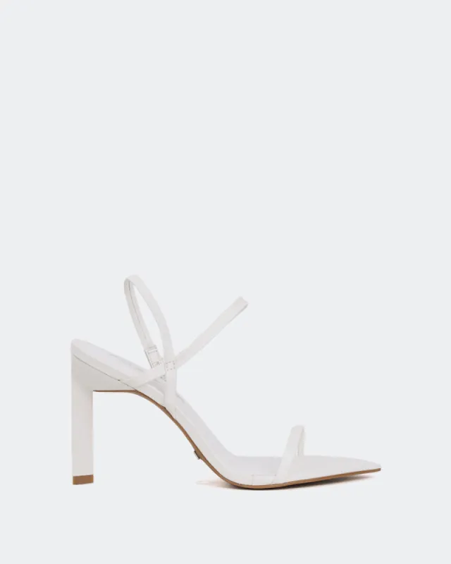 Lolas White Leather sold by L'Intervalle