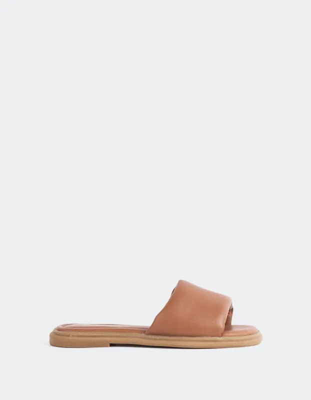 Bosnia Tan Leather sold by L'Intervalle
