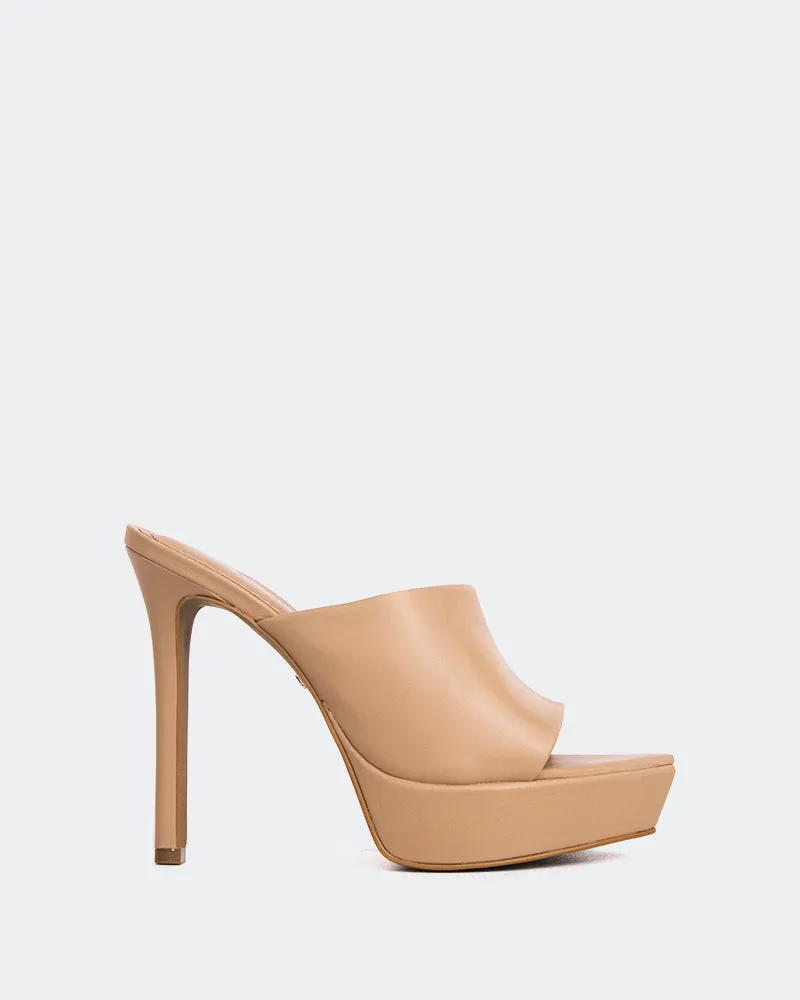 Paraga Camel Leather sold by L'Intervalle