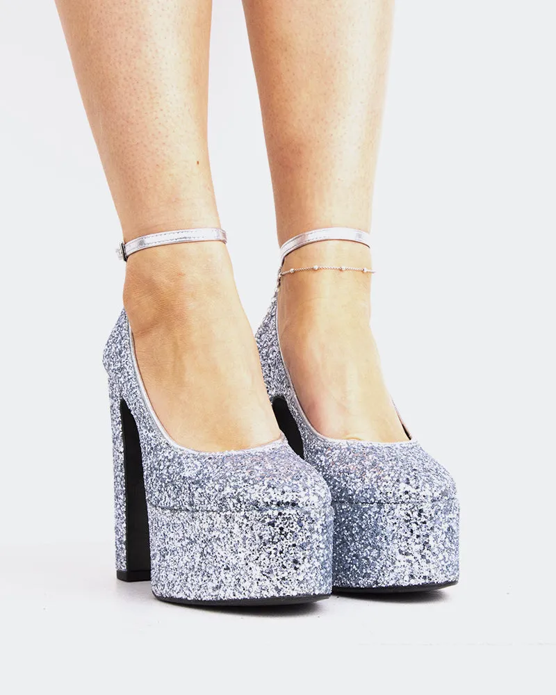 Runway Silver Glitter sold by L'Intervalle product image thumbnail 2