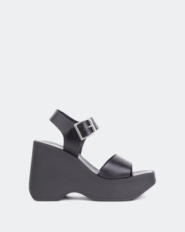 Kendall Black Leather sold by L'Intervalle