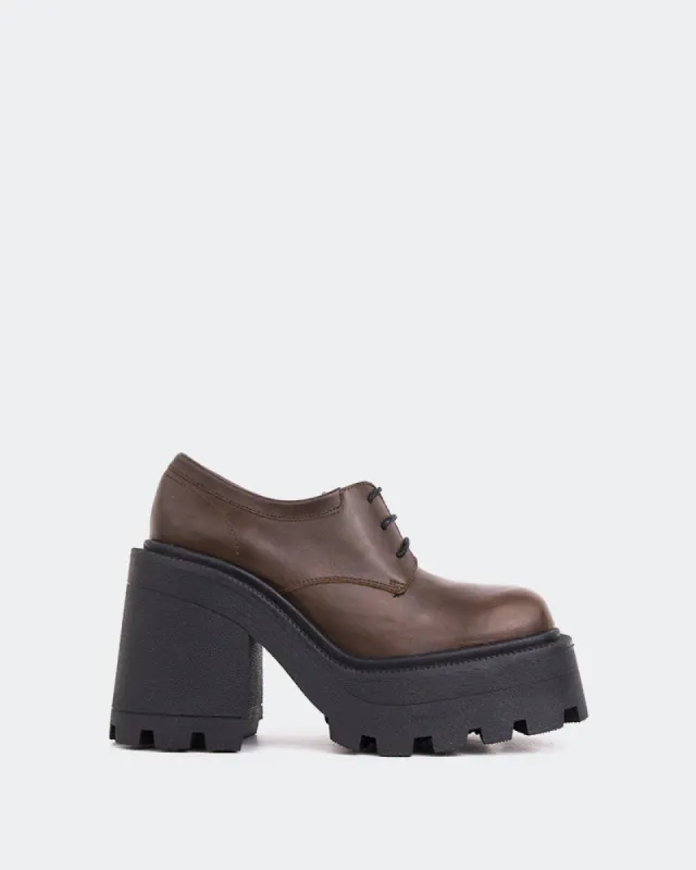 Tandi Brown Leather sold by L'Intervalle