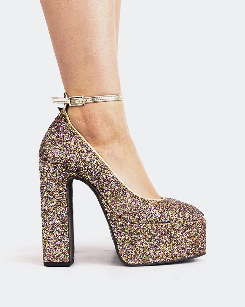 Runway Brown Glitter sold by L'Intervalle