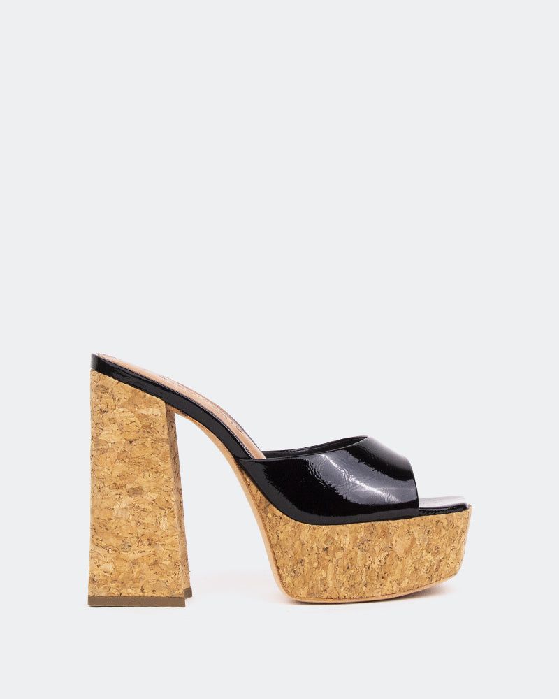 Jolla Black Naplack sold by L'Intervalle