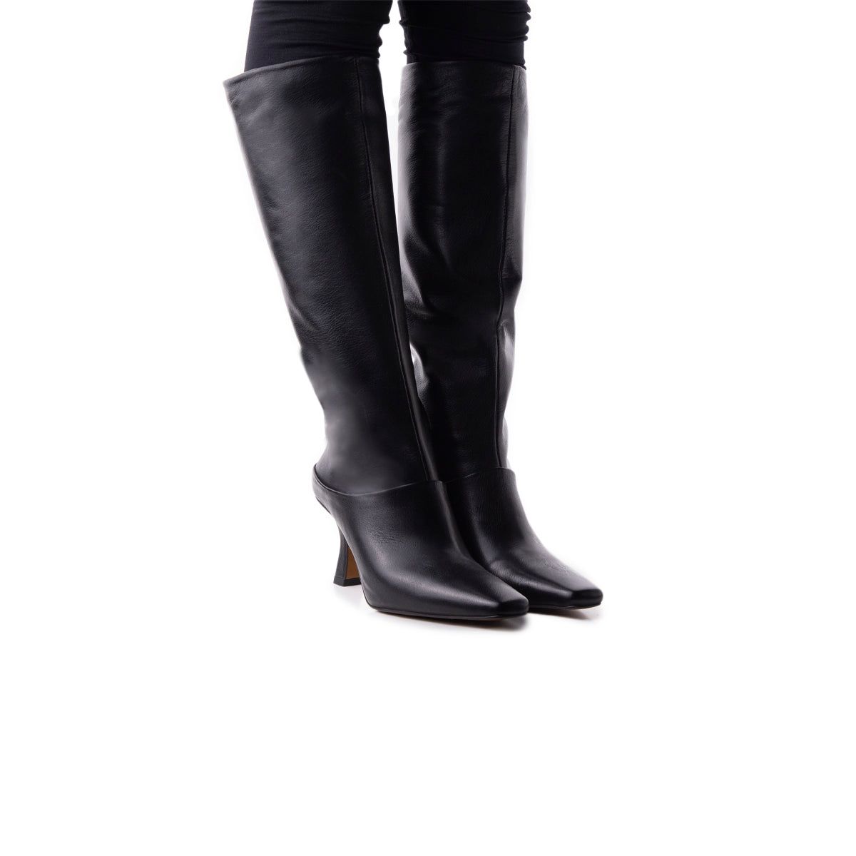 Selby Black Leather sold by L'Intervalle product image thumbnail 2