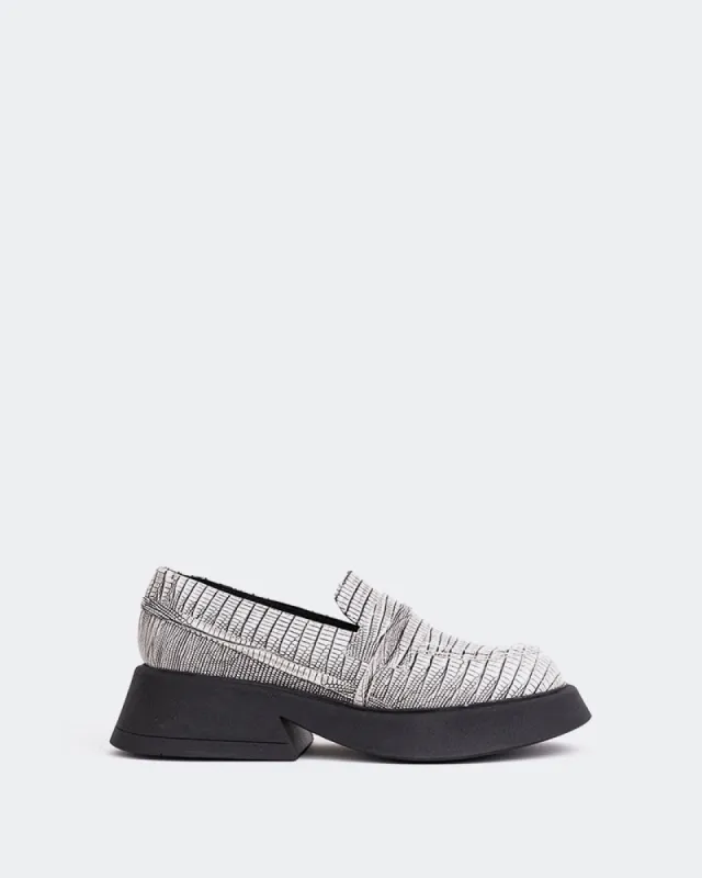 Felix Off White Leather sold by L'Intervalle