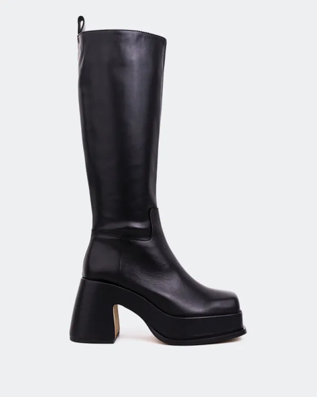 Valletta Black Leather sold by L'Intervalle